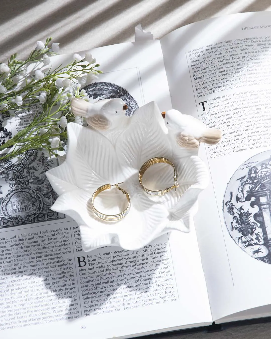 Bird on Leaf Ring Dish - White