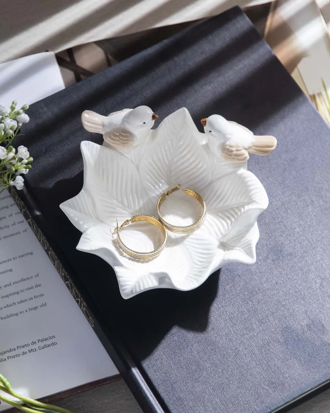 Bird on Leaf Ring Dish - White