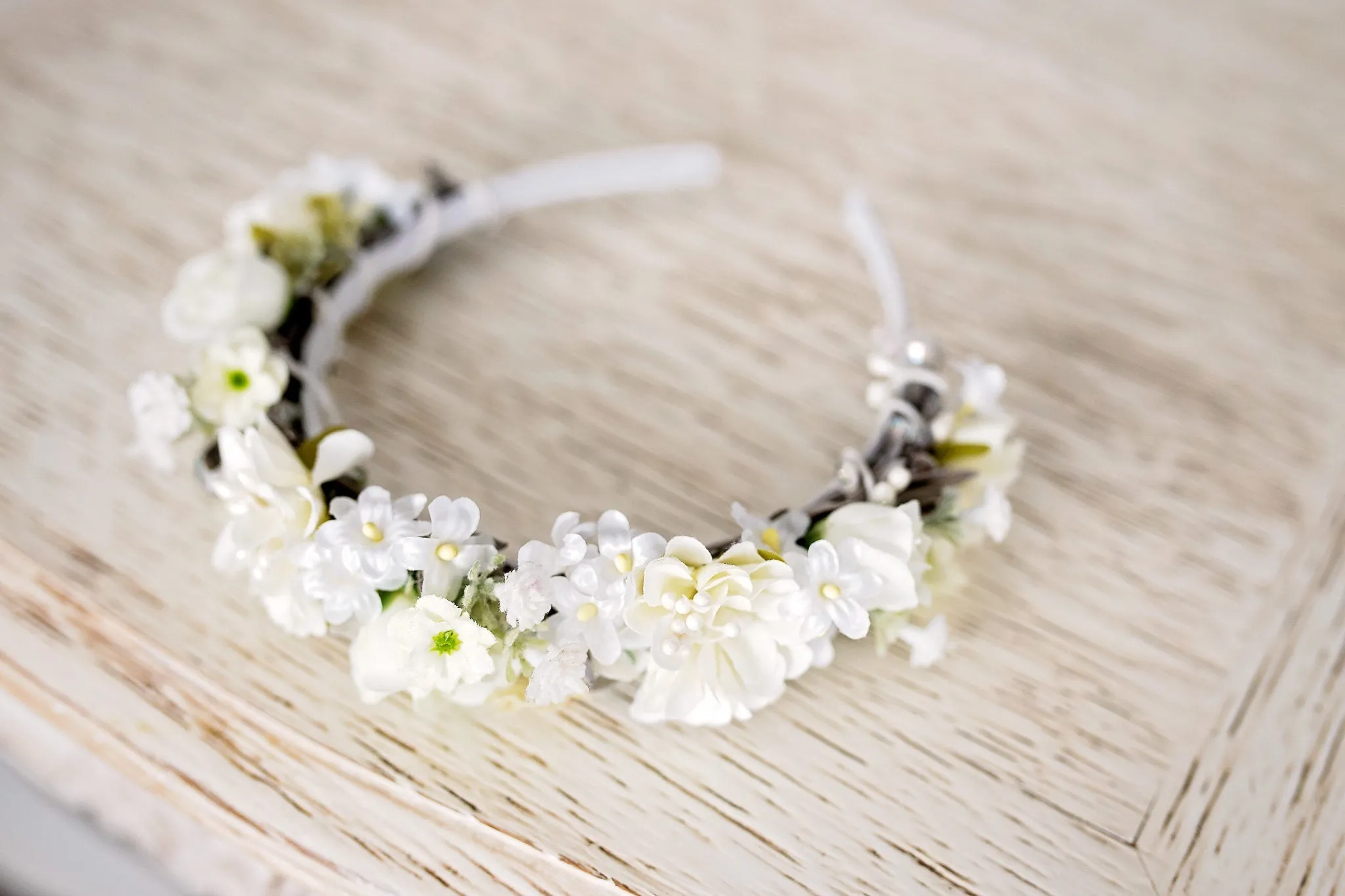 Floral headband for first communion Communion headband Girls headband Floral accessories Hair flowers Hair accessories Magaela Handmade