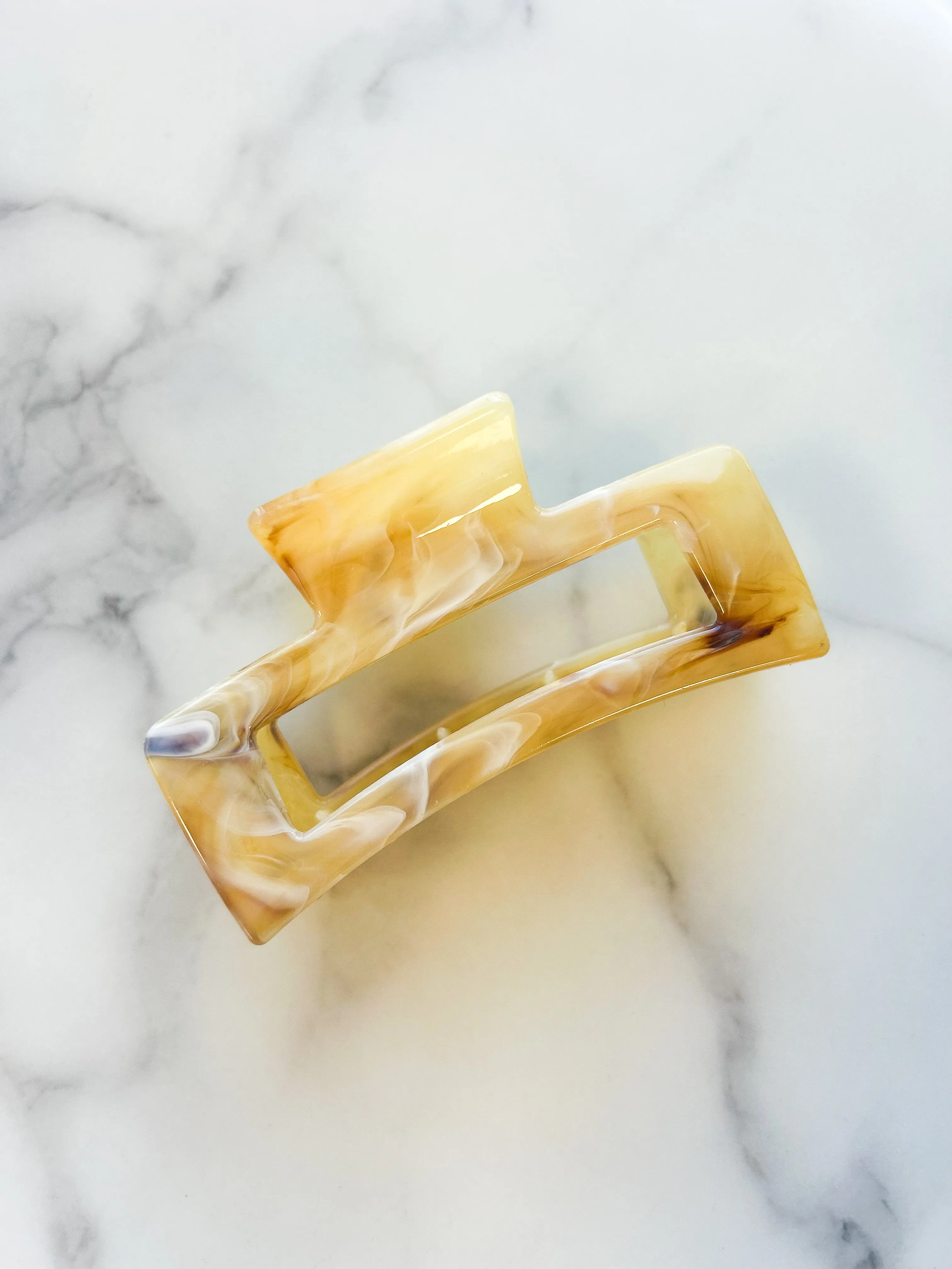 Hair Claw Clip in Marble Mustard