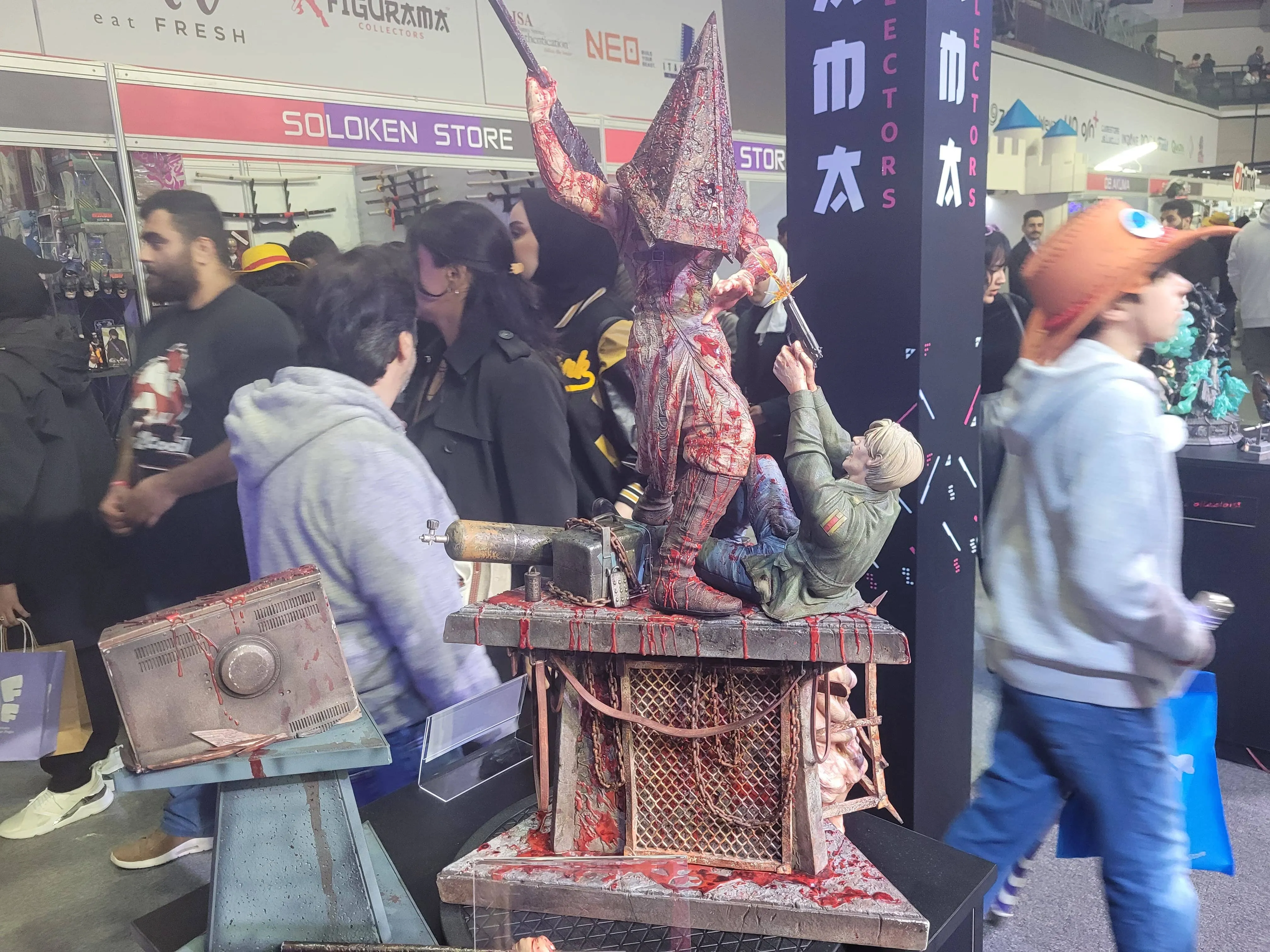 James Sunderland vs Red Pyramid Statue for 10 Months