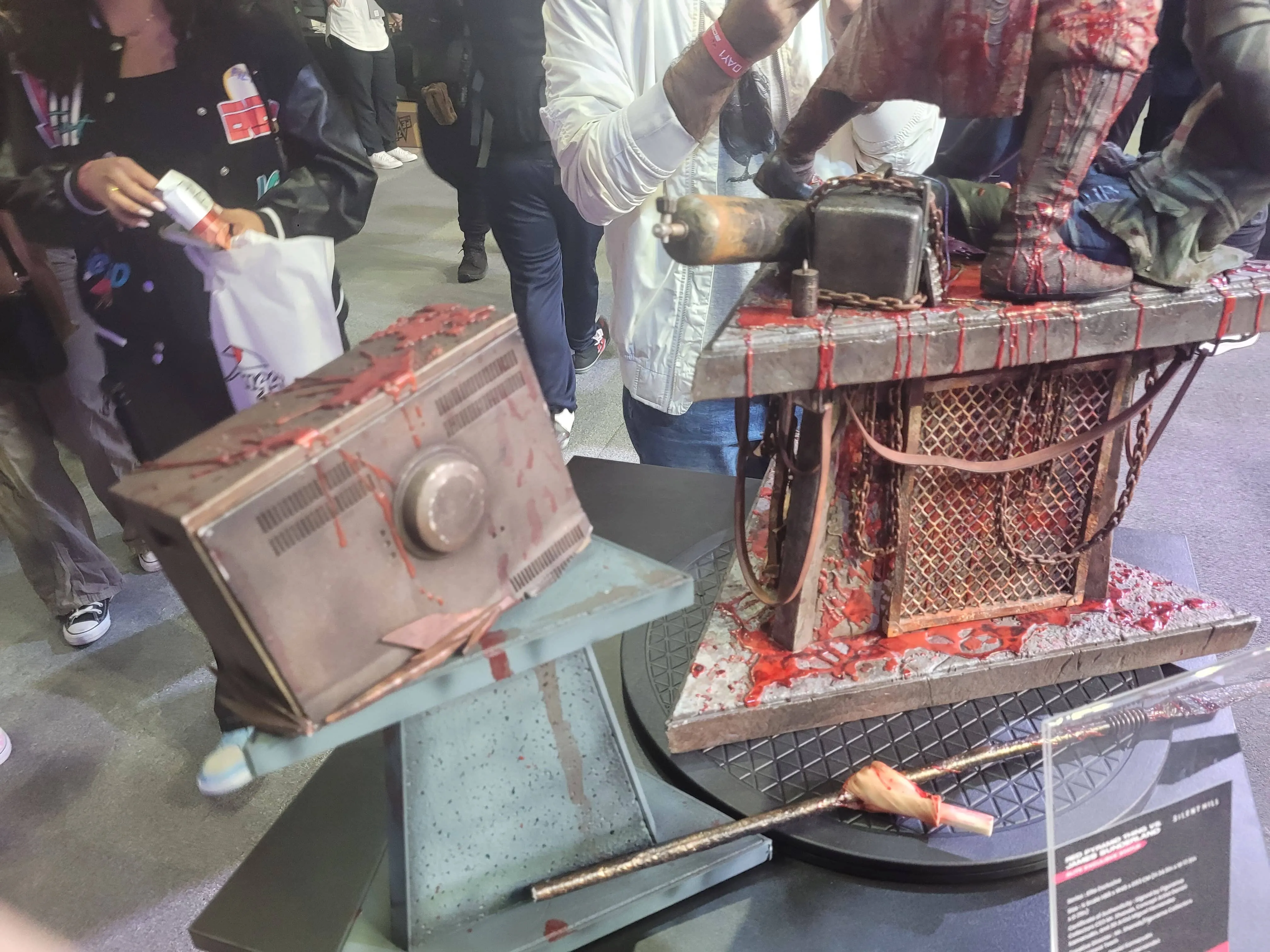 James Sunderland vs Red Pyramid Statue for 10 Months