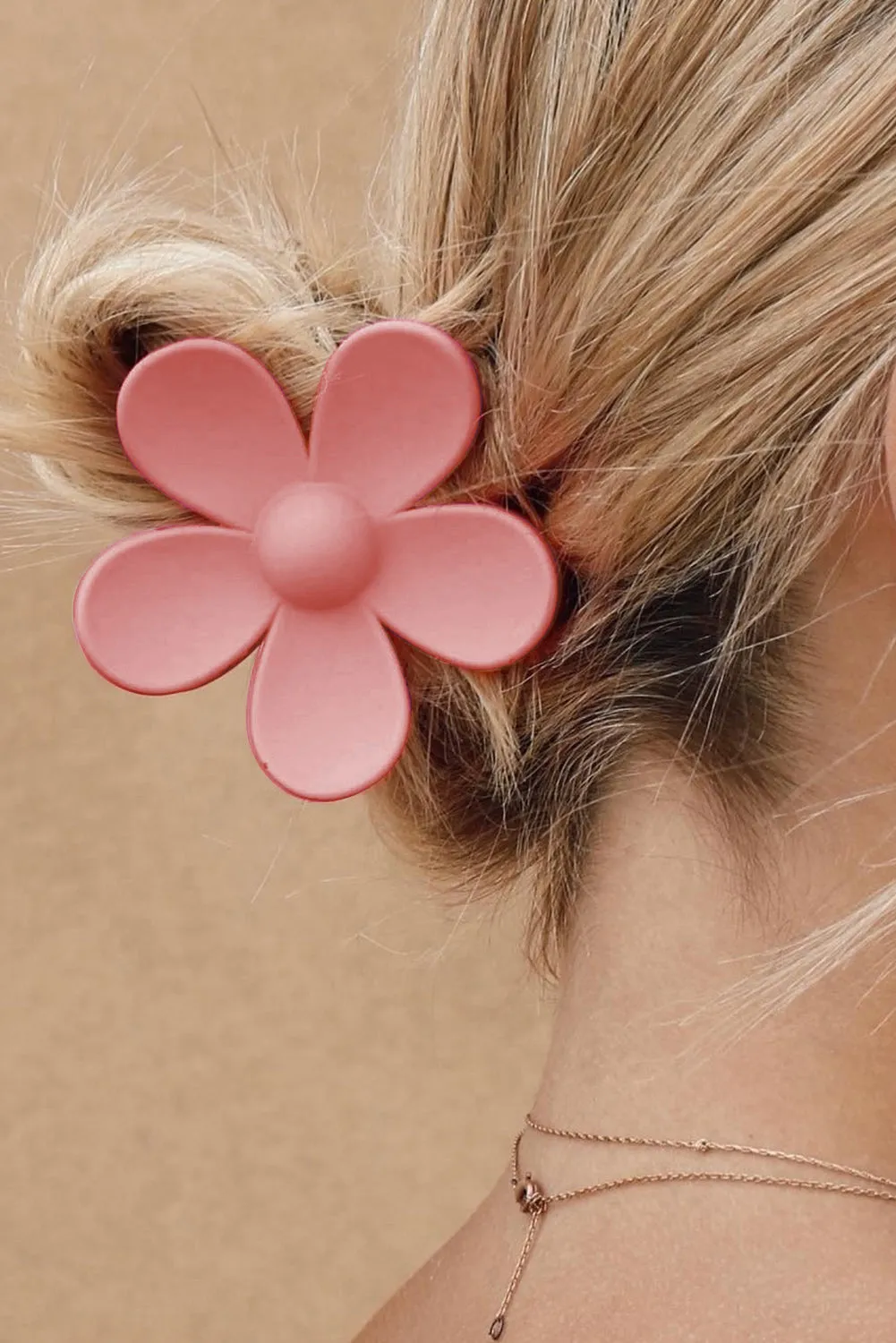 Pink Flower Shape Plastic Claw Clip