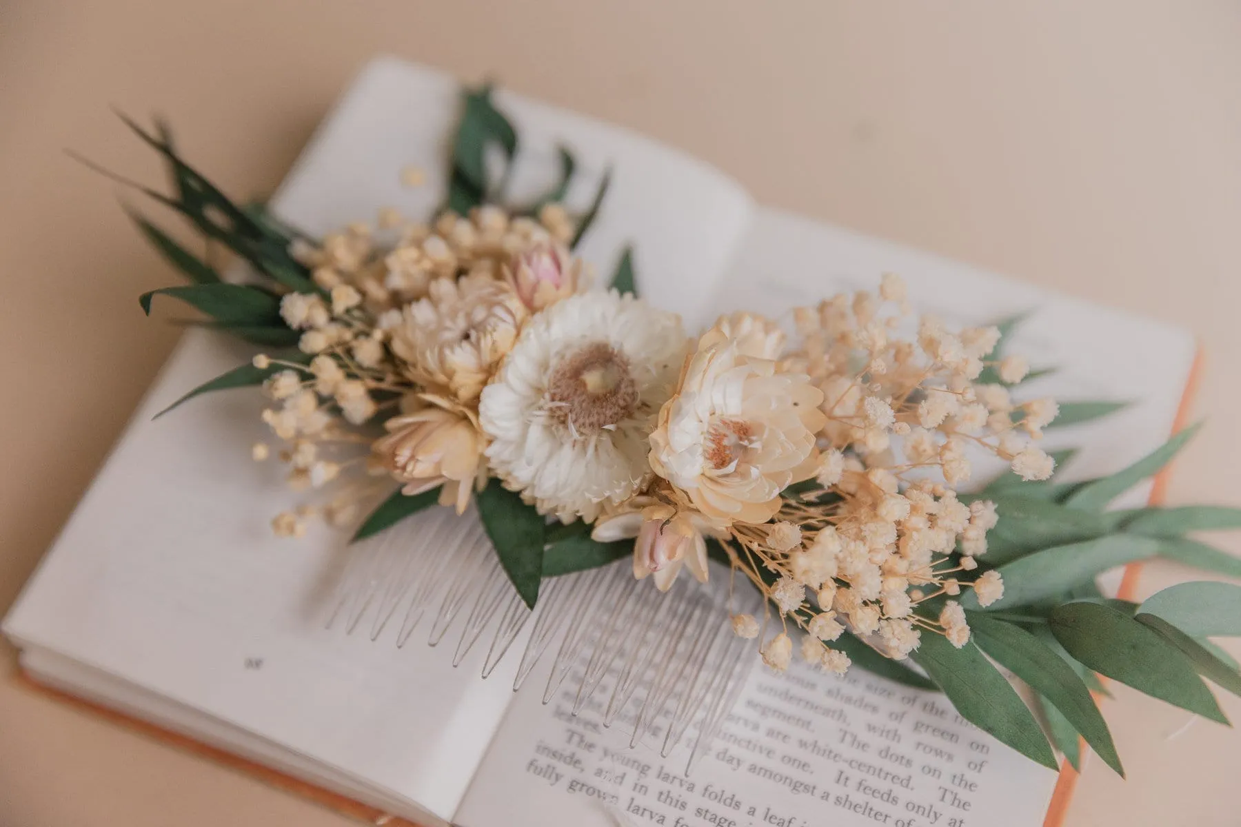 Preserved Eucalyptus Hair Comb / Bridal Boho Wedding Comb