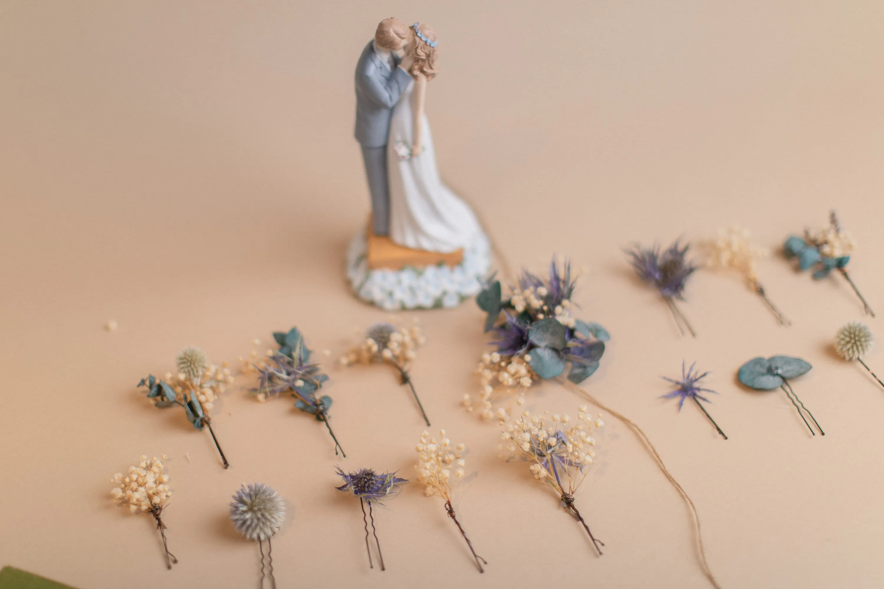 Scottish Thistle & Eucalyptus Hair Pins Set, Boho Hair Pins, Wedding Hair Pins, Flower Pin Set