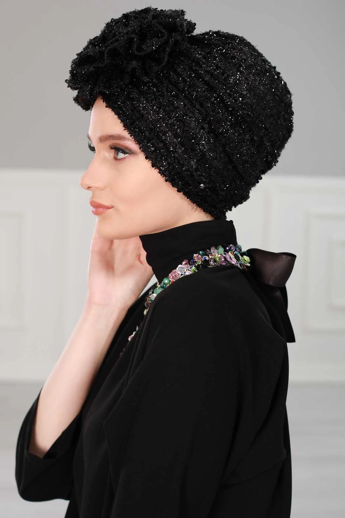 Sparkly Black Sequin Rose Instant Turban, Stylish Pre-Tied Headwrap for Fashionable Women, Chic Chemo Cap with Floral Embellishment,B-21SK