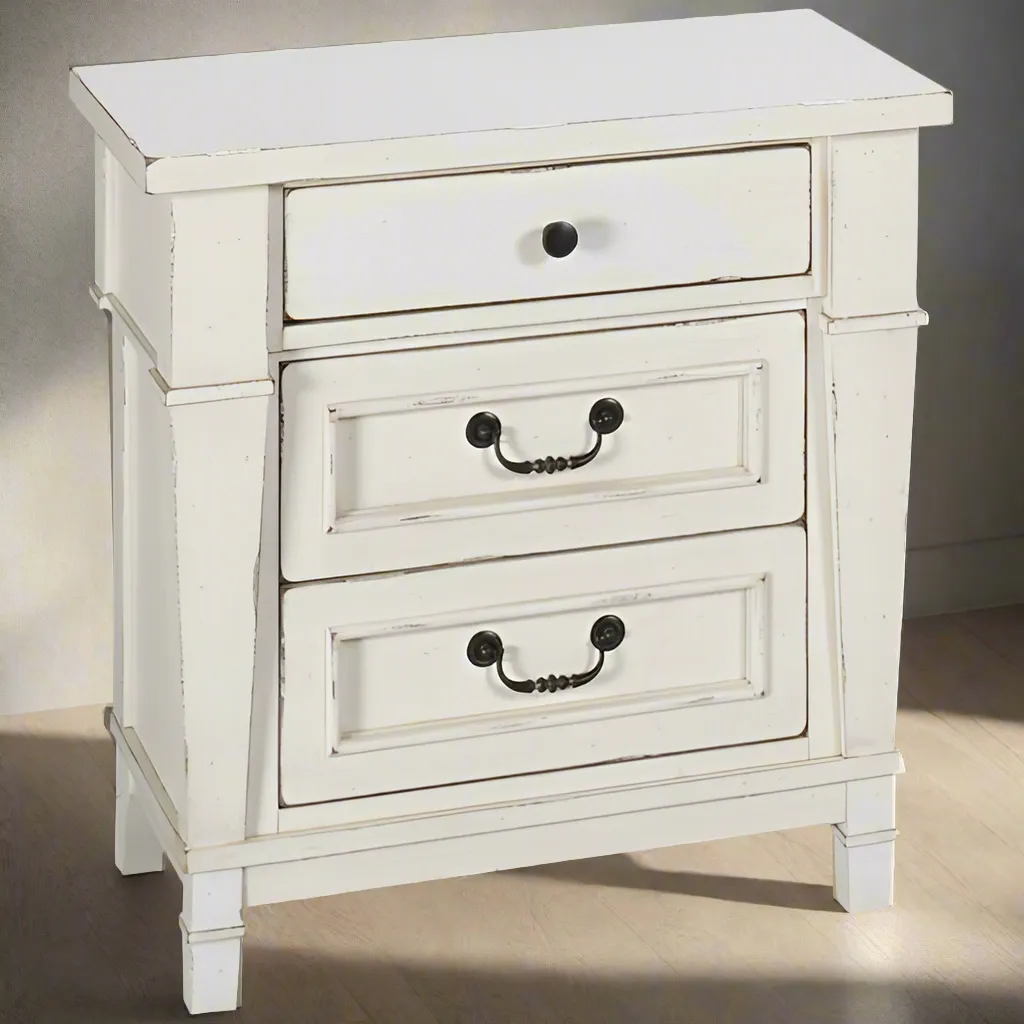 Stoney Creek 3-Drawer Nightstand